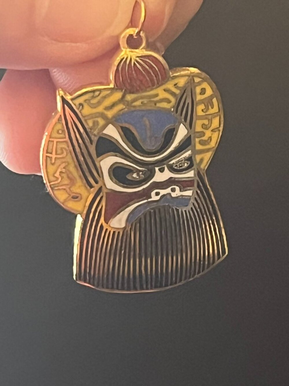 🎭Rare Vintage Enamel & Brass Chinese Opera Mask Pendant Set – Orig Brocade Box - Picture 11 of 16